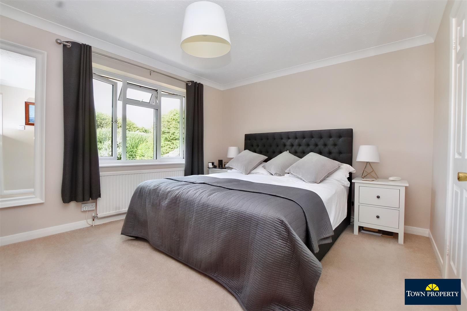 Property Details for Rattle Road Westham BN24 5DJ Town Property